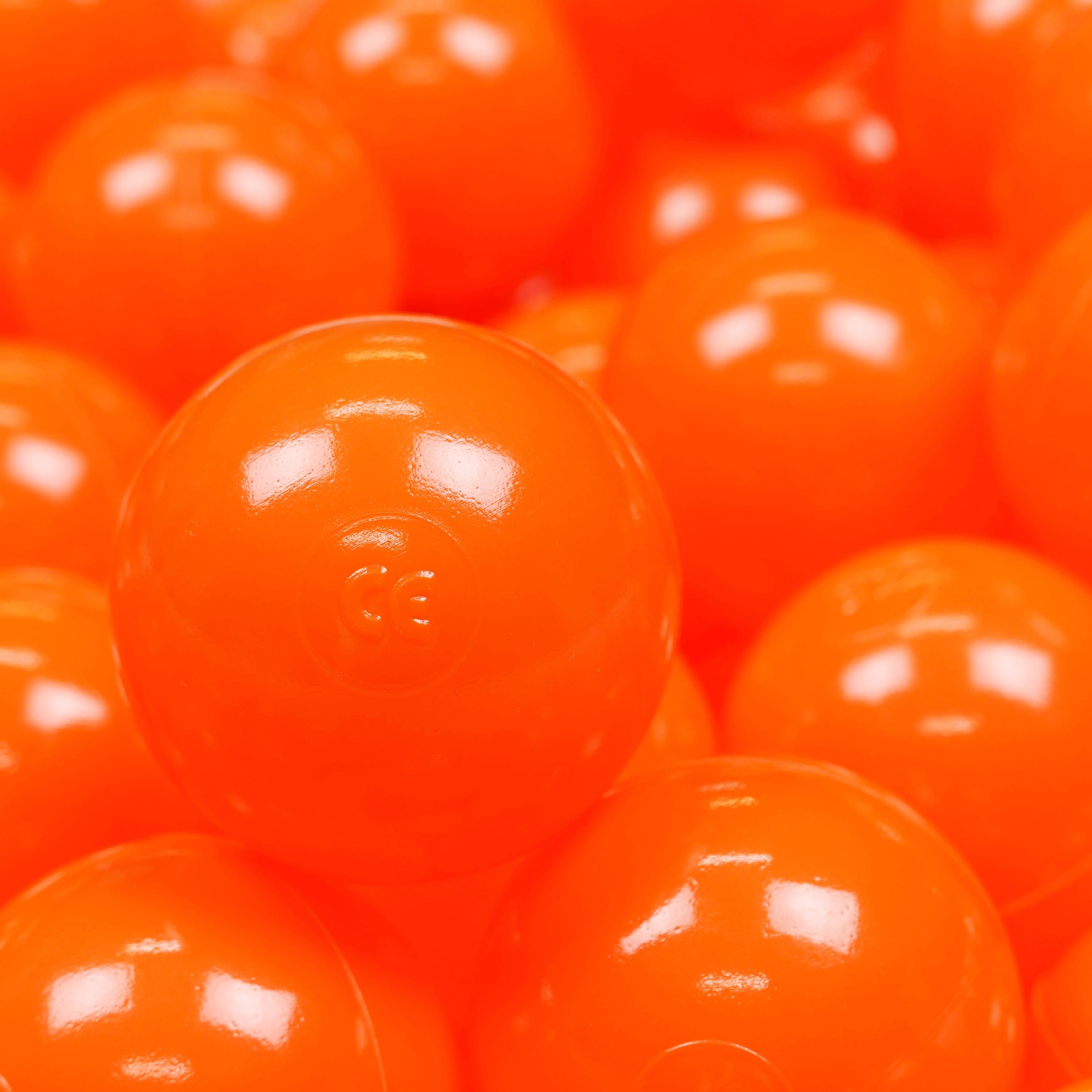 200 orangefarbene Spielbälle, 7 cm Durchmesser