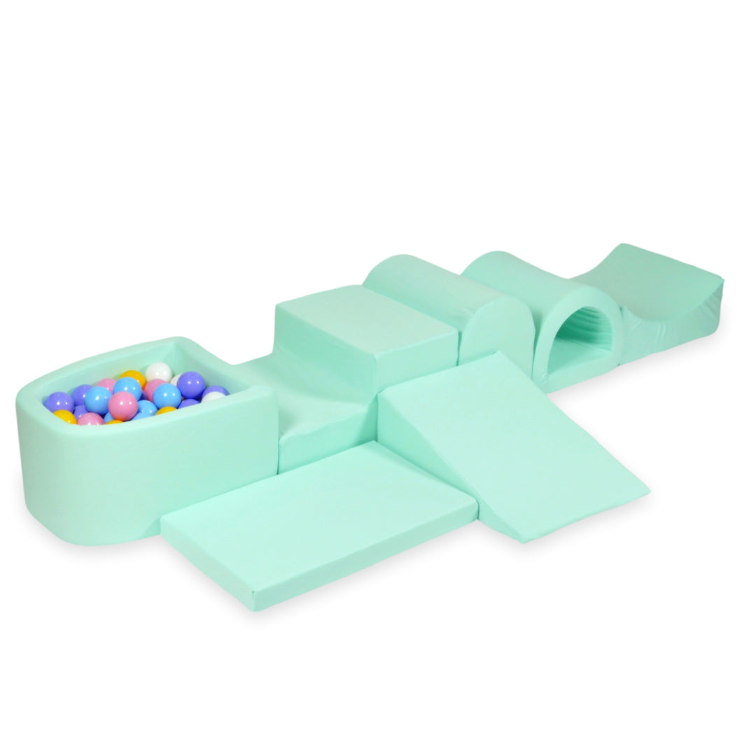 Plus grande aire de jeux en mousse avec piscine micro menthe + 100 balles