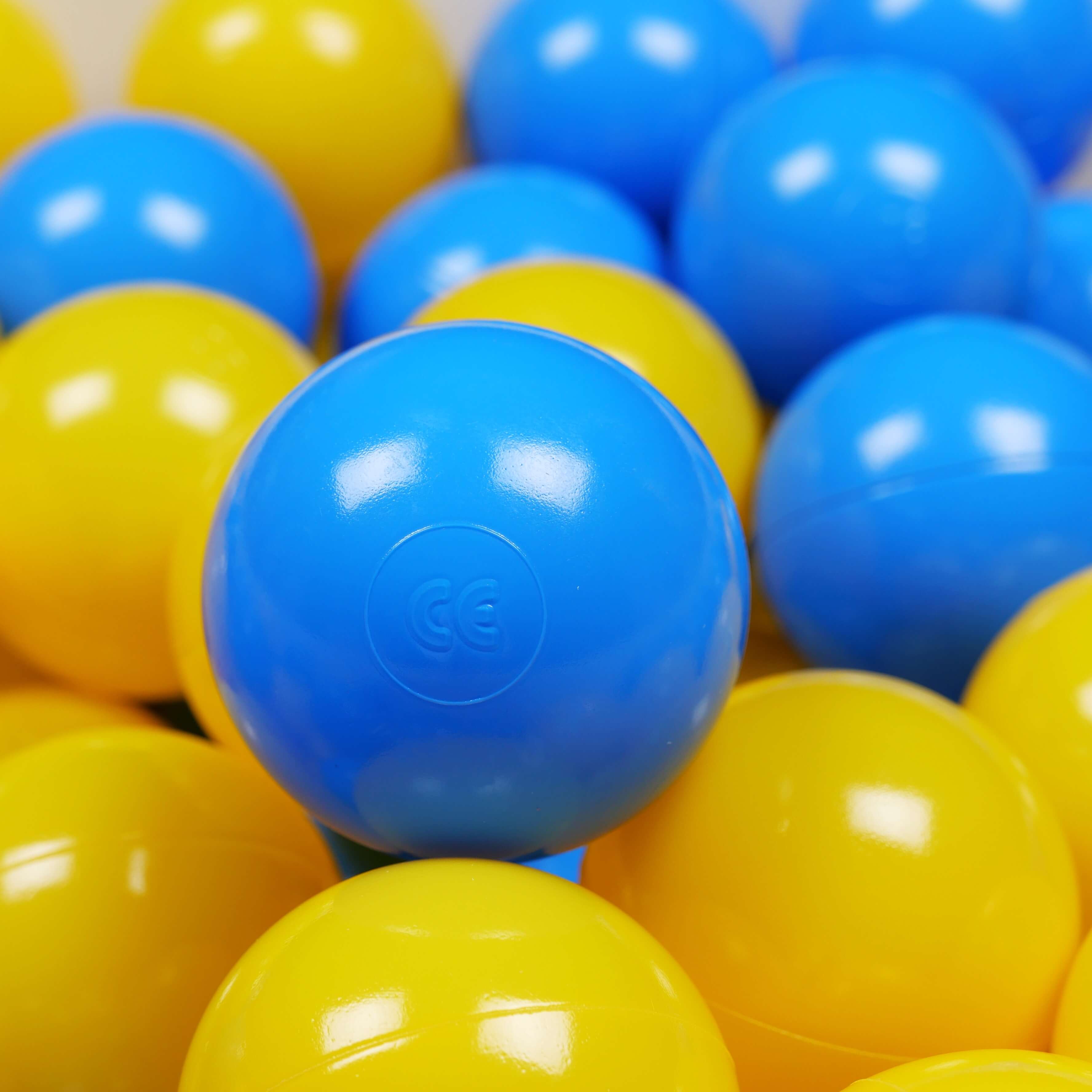 50 Spielbälle mit 7 cm Durchmesser, gelb und blau
