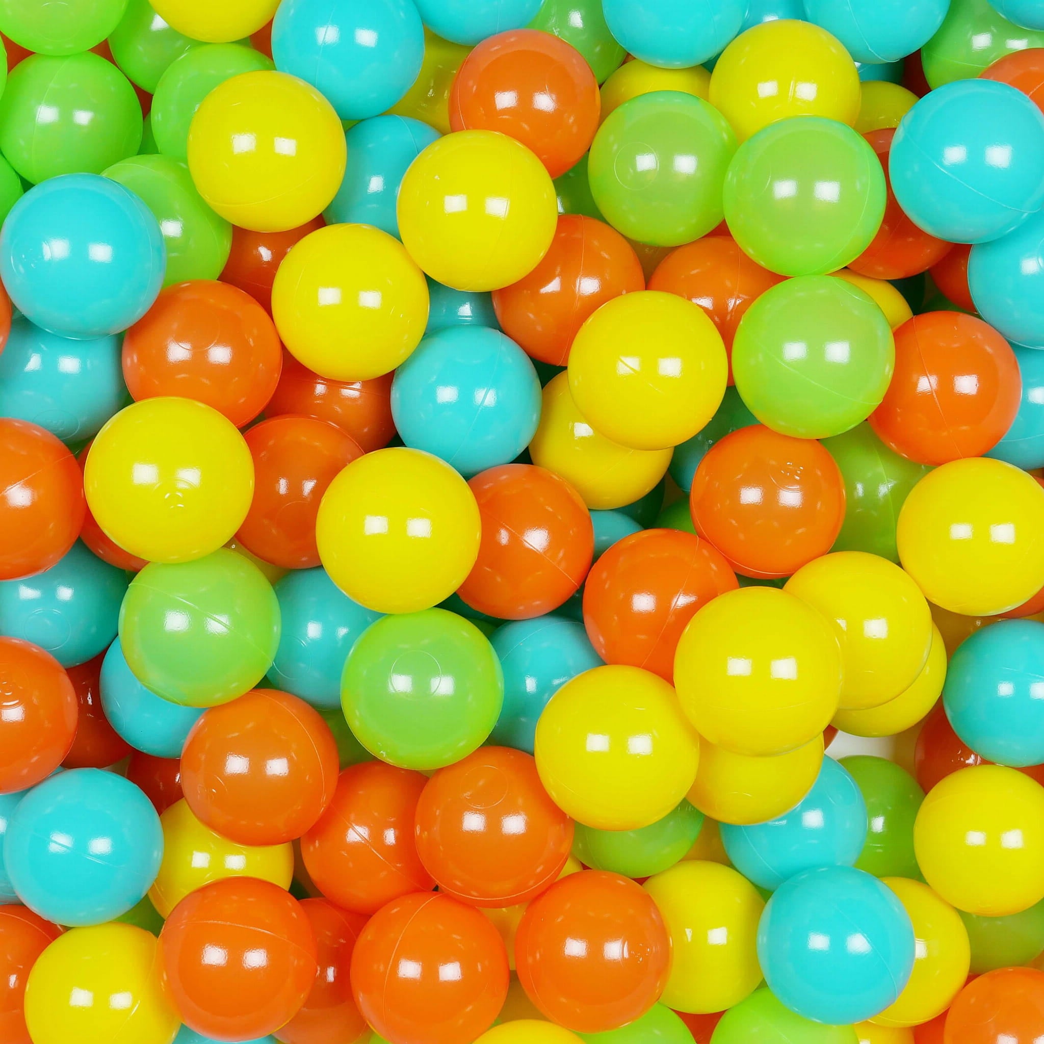300 Spielbälle mit 7 cm Durchmesser in Gelb, Orange, Celadon und Türkis.